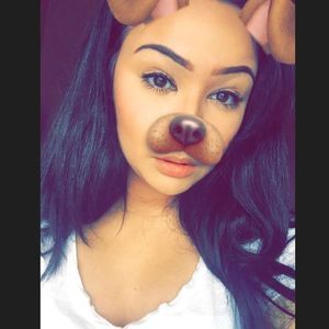 Meet your Posher, Olivia